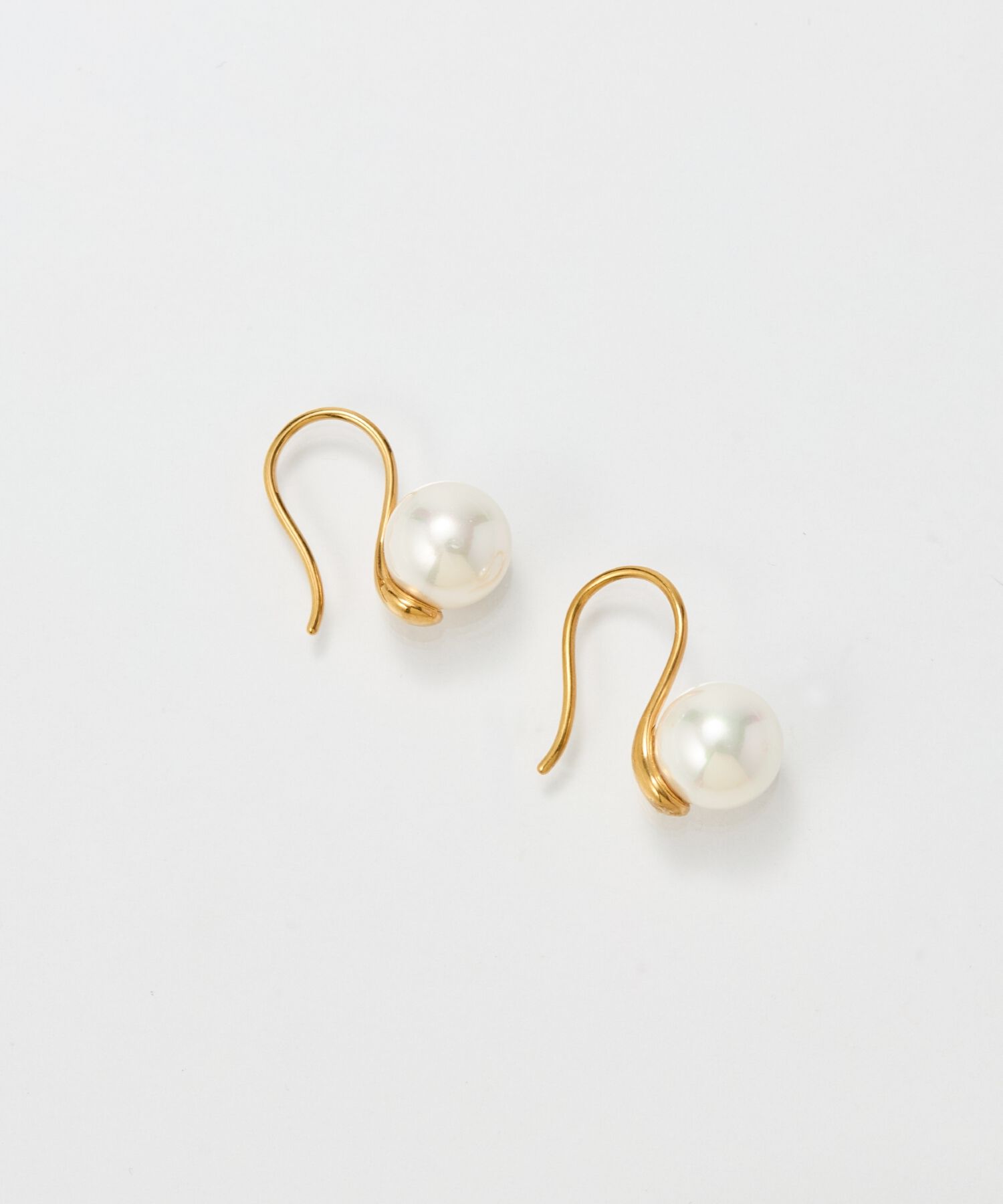 Phoebe「【金属アレルギー対応】デイリーパールフックピアス/サージカルステンレス」|ピアス|