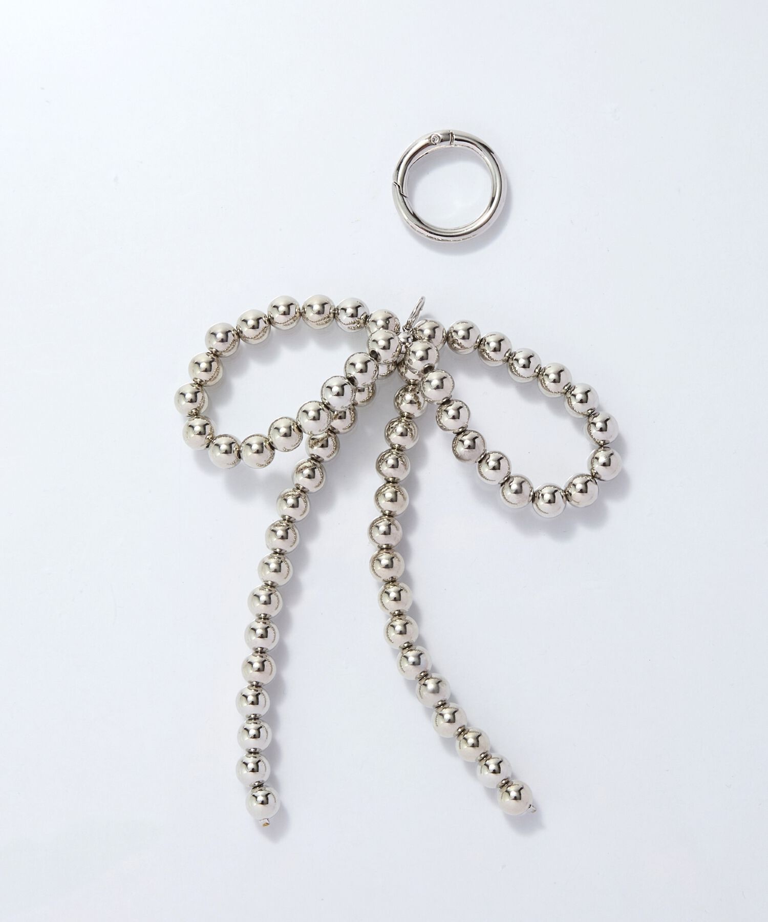 Phoebe「シルバーボールリボンバッグチャーム」|チャーム・キーホルダー|