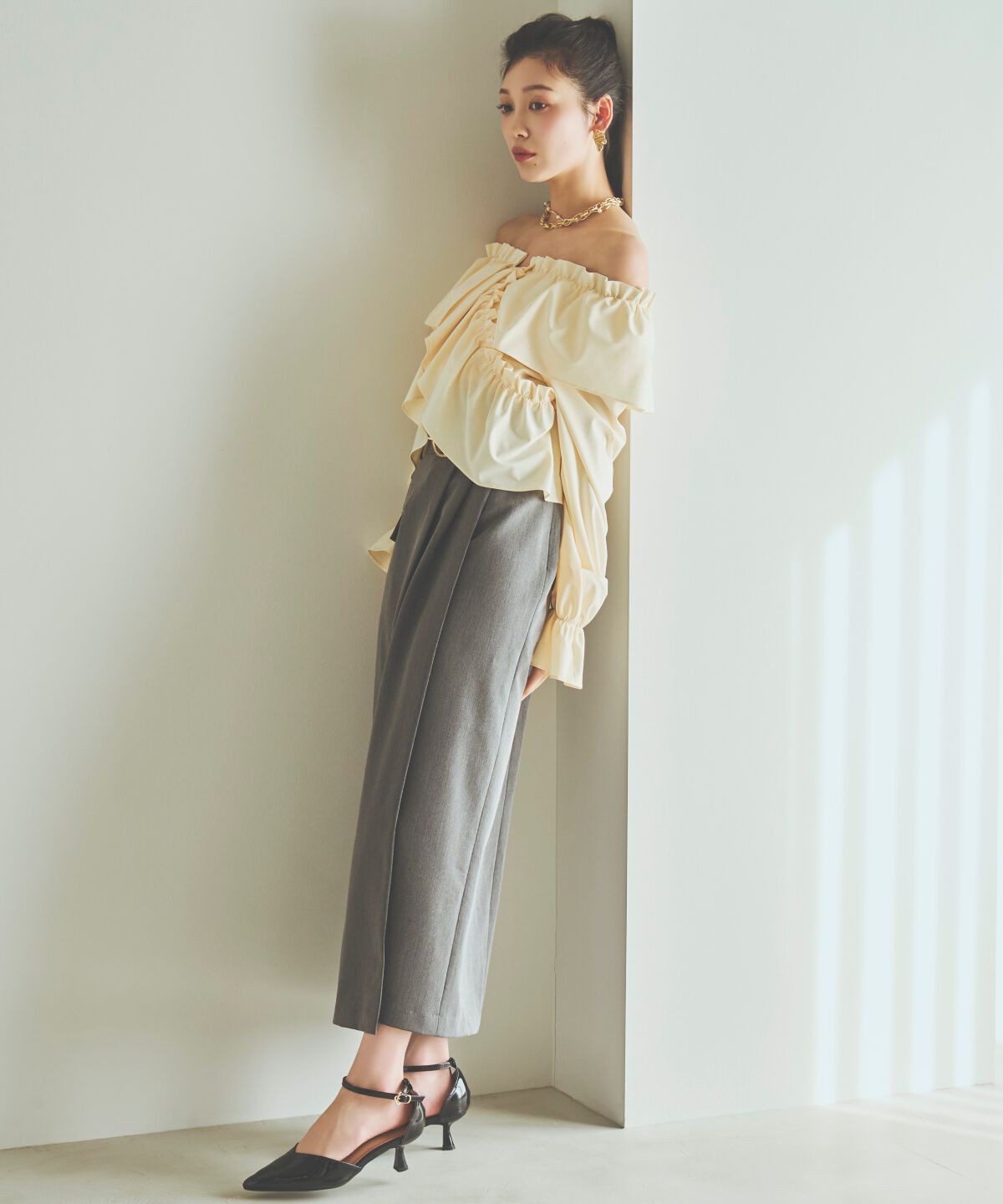 アンドクチュール「フリルクロスブラウス」|シャツ・ブラウス|