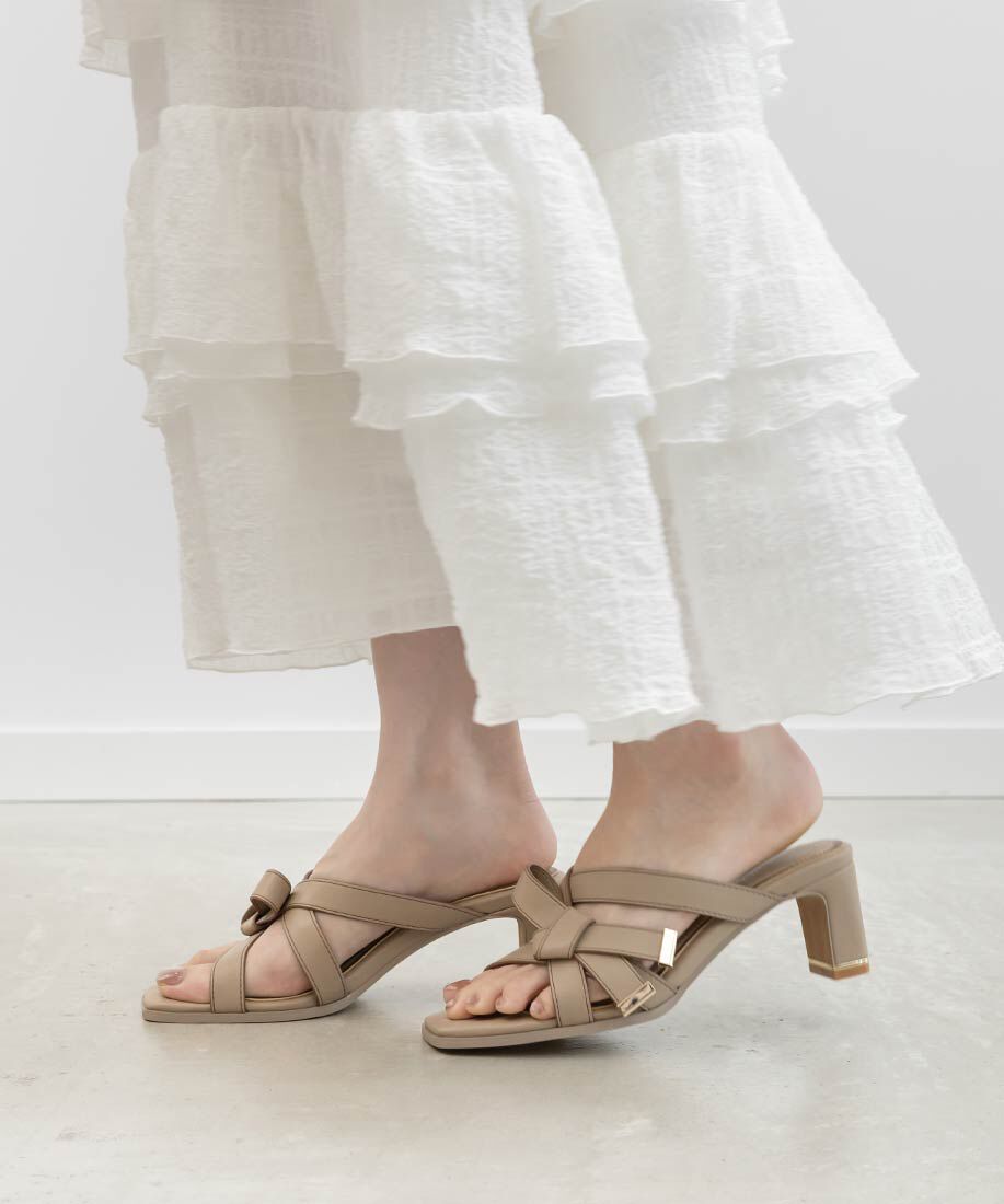  「アシンメトリーリボンミュールサンダル」|パンプス|