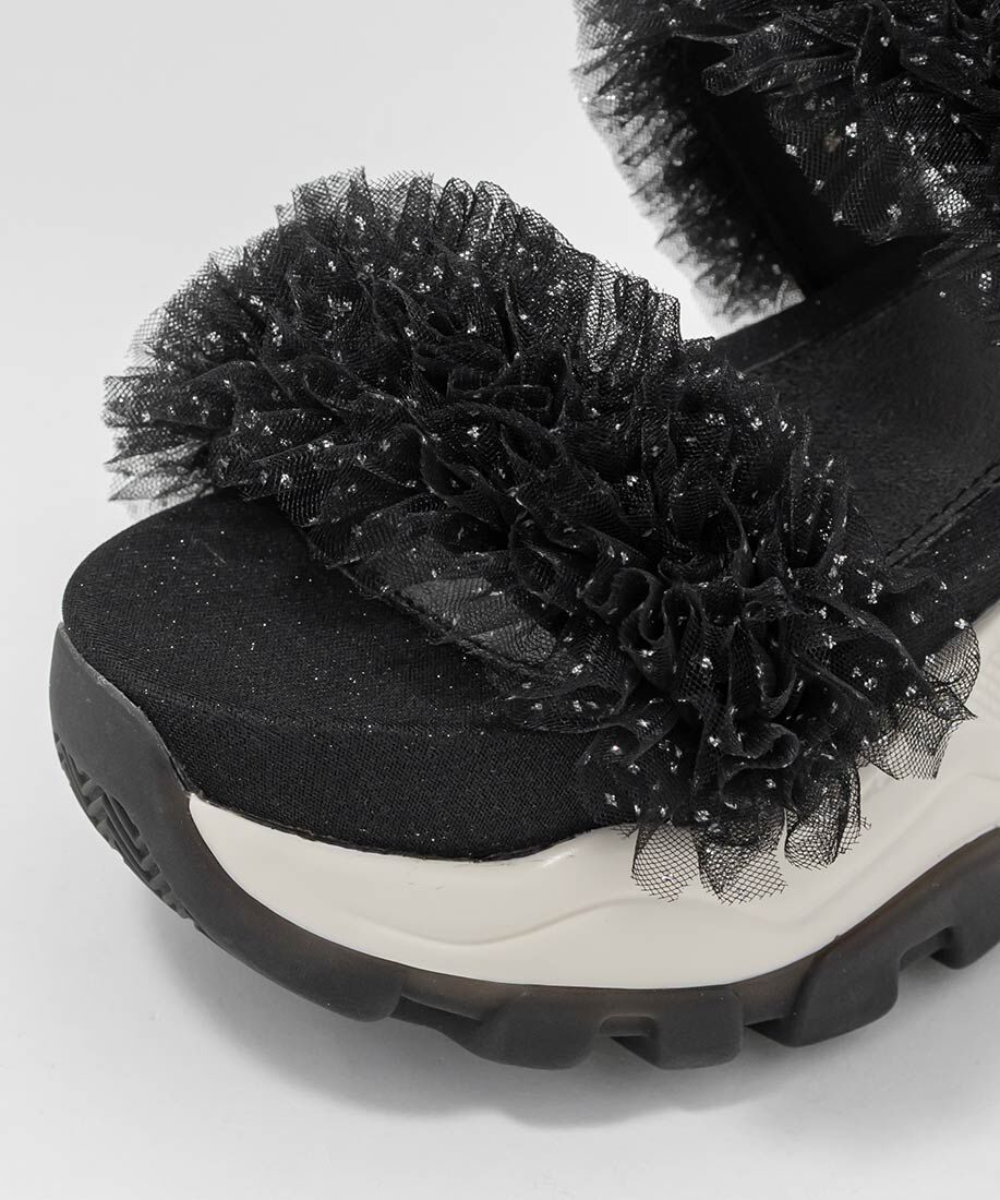  「ボリュームチュールフリルスポーツサンダル」|サンダル|