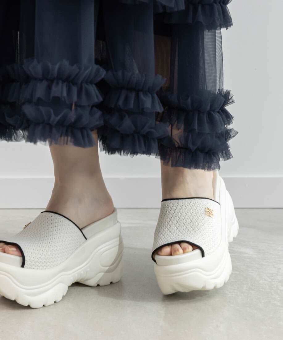  「【SUSTAINABLE】ニットボリュームソールサンダル」|サンダル|