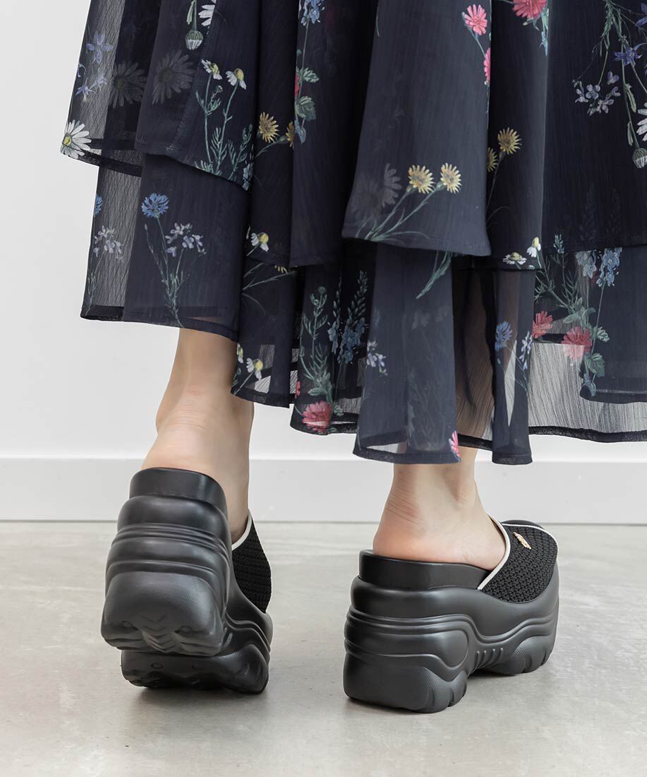  「【SUSTAINABLE】ニットボリュームソールサンダル」|サンダル|