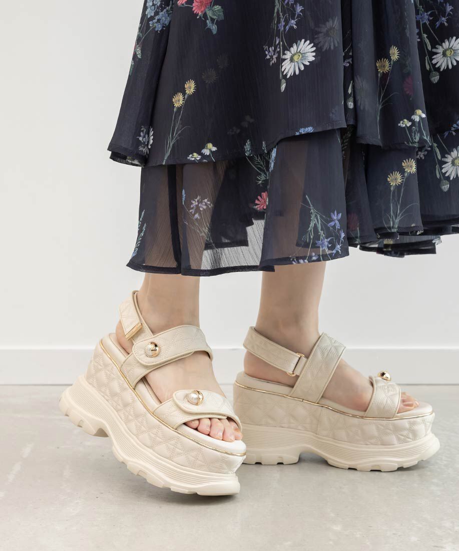  「パールパーツキルティングスポーツサンダル」|サンダル|