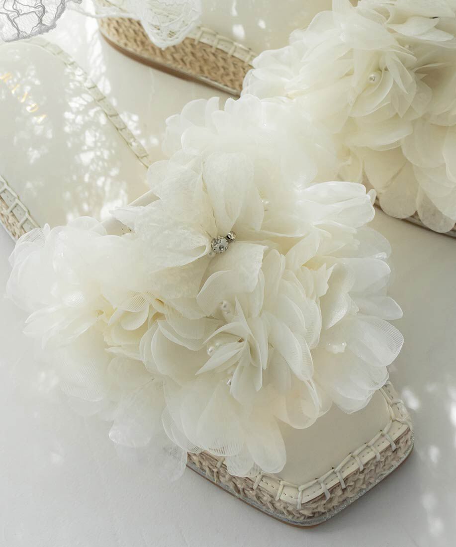  「エアリーフラワーミュールサンダル」|パンプス|