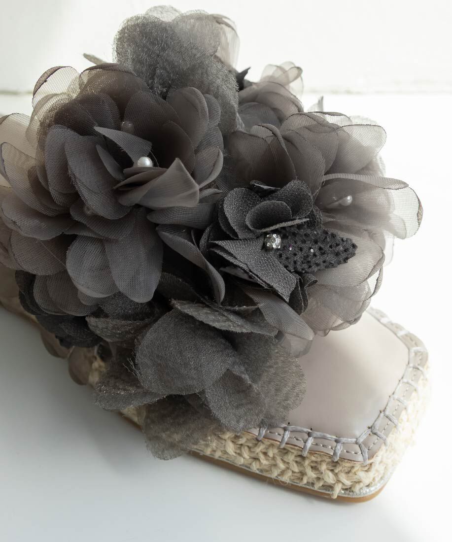  「エアリーフラワーミュールサンダル」|パンプス|