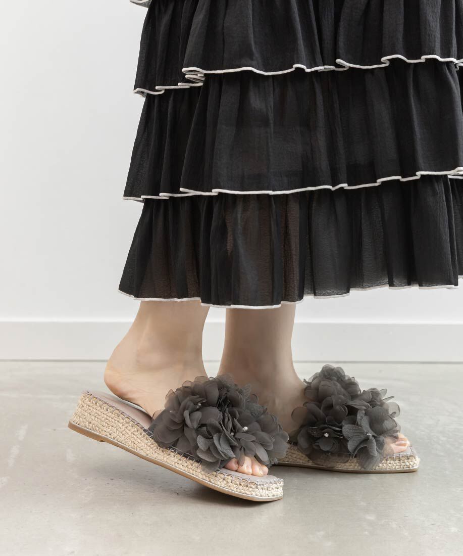  「エアリーフラワーミュールサンダル」|パンプス|