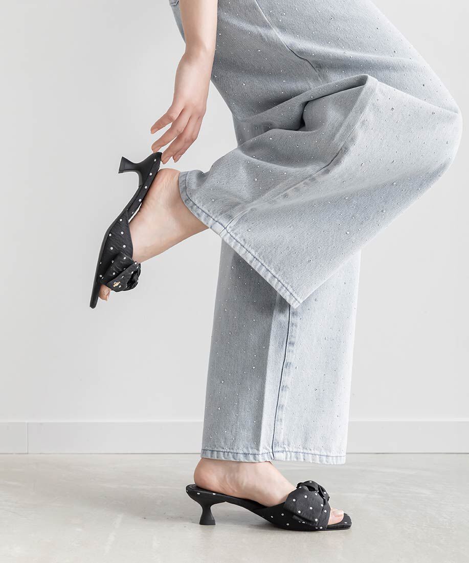  「リボンデザインスクエアトゥミュールサンダル」|パンプス|ブラック