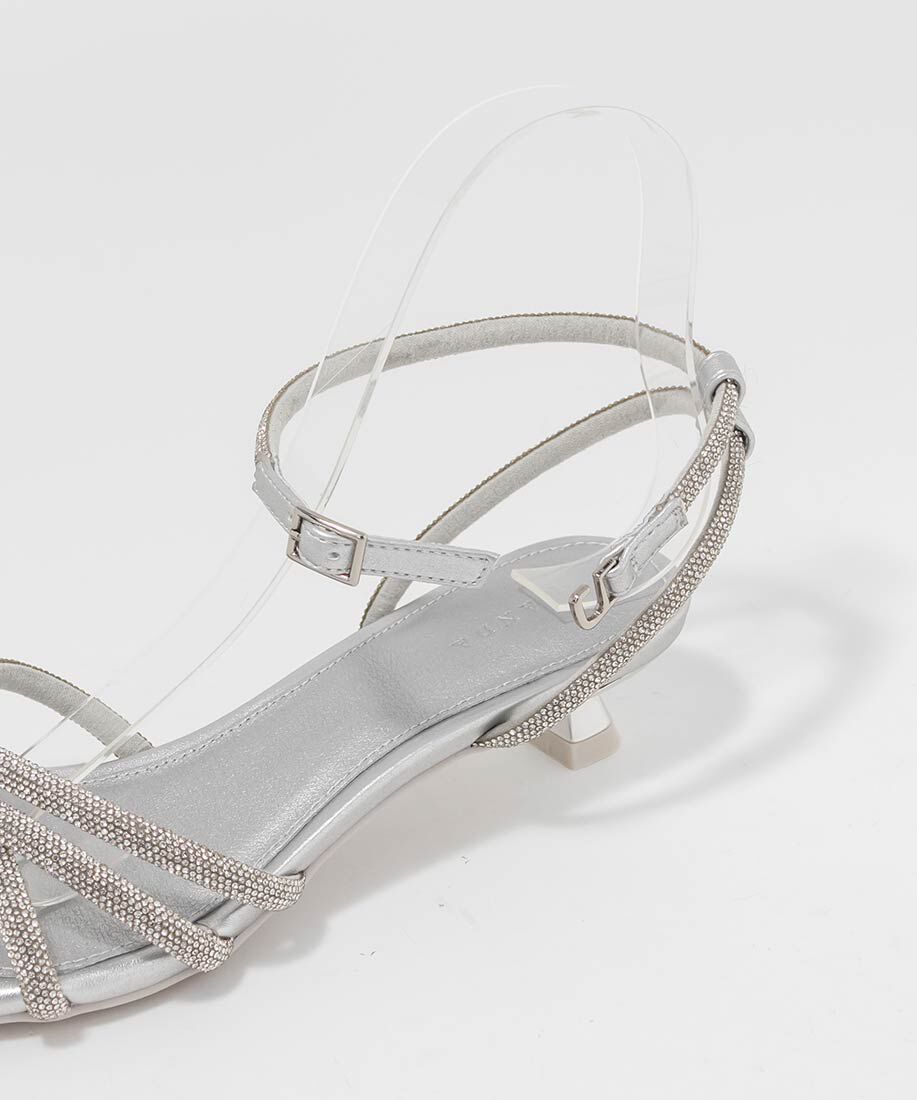  「ビジュークロスストラップサンダル」|サンダル|