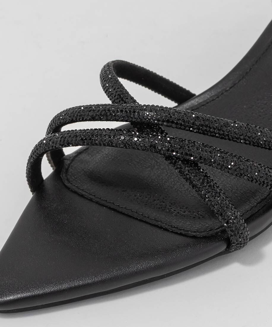  「ビジュークロスストラップサンダル」|サンダル|