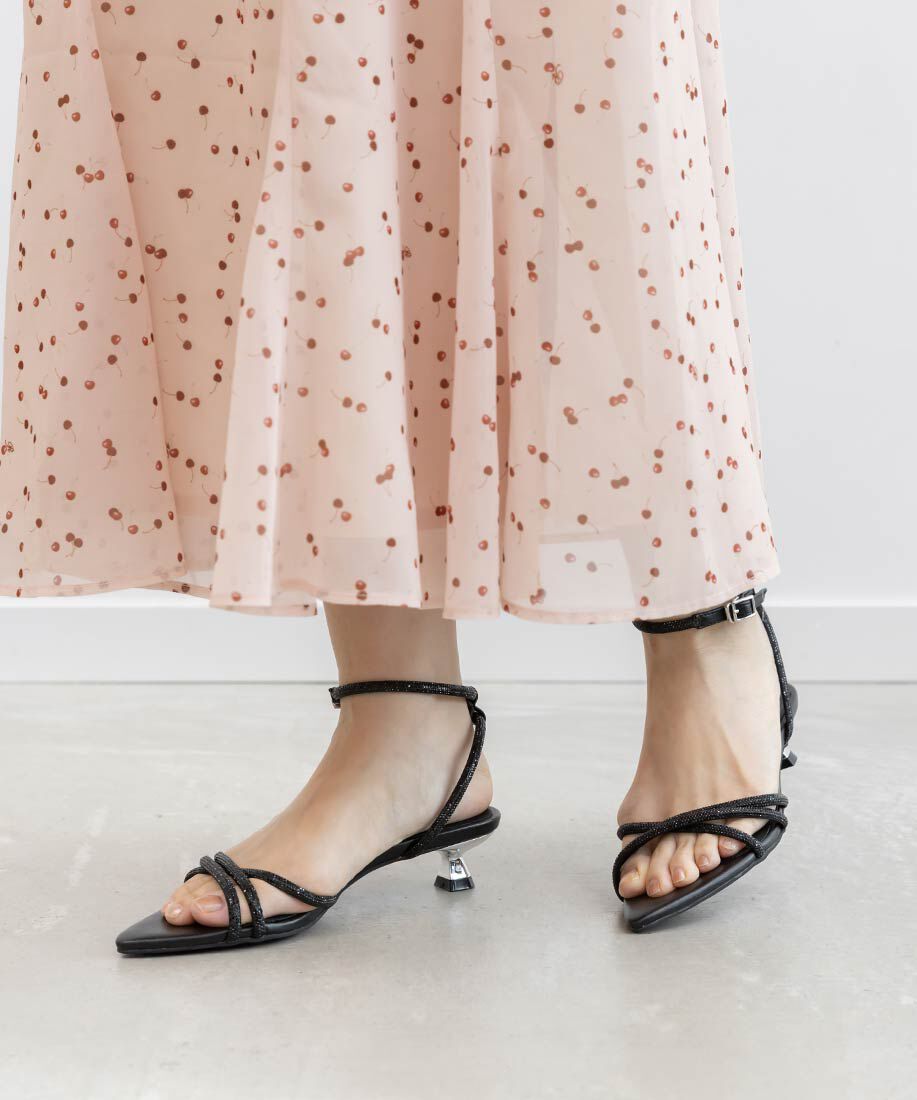  「ビジュークロスストラップサンダル」|サンダル|