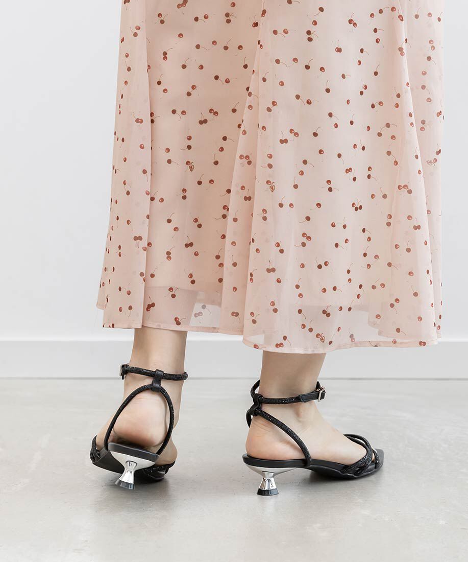  「ビジュークロスストラップサンダル」|サンダル|