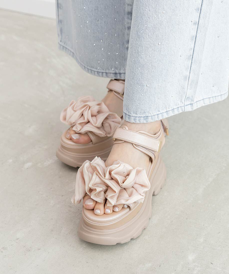  「ボリュームフリルスポーツサンダル」|サンダル|