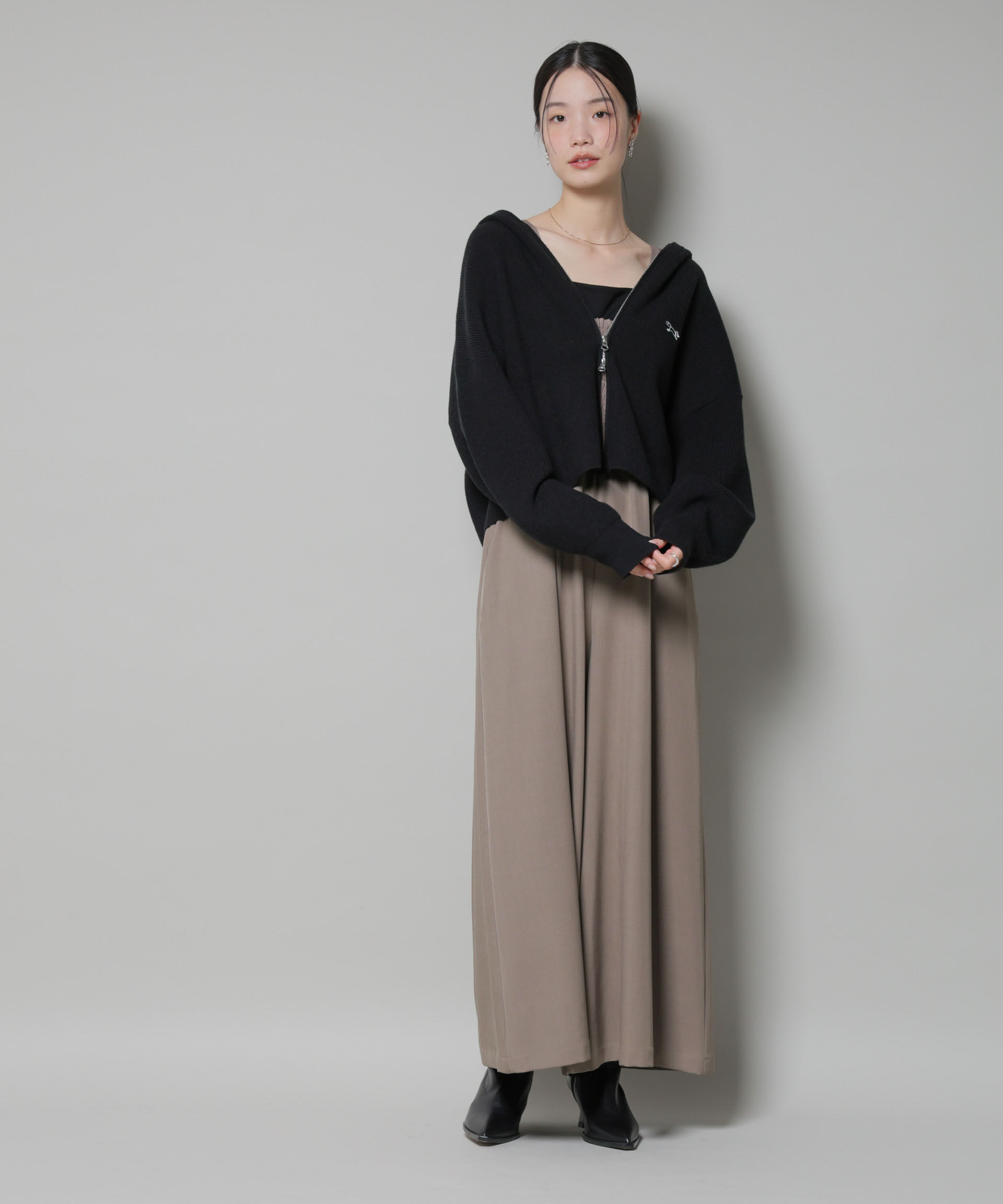 nano･universe「シャーリングサロペット」|ワンピース|ベージュ