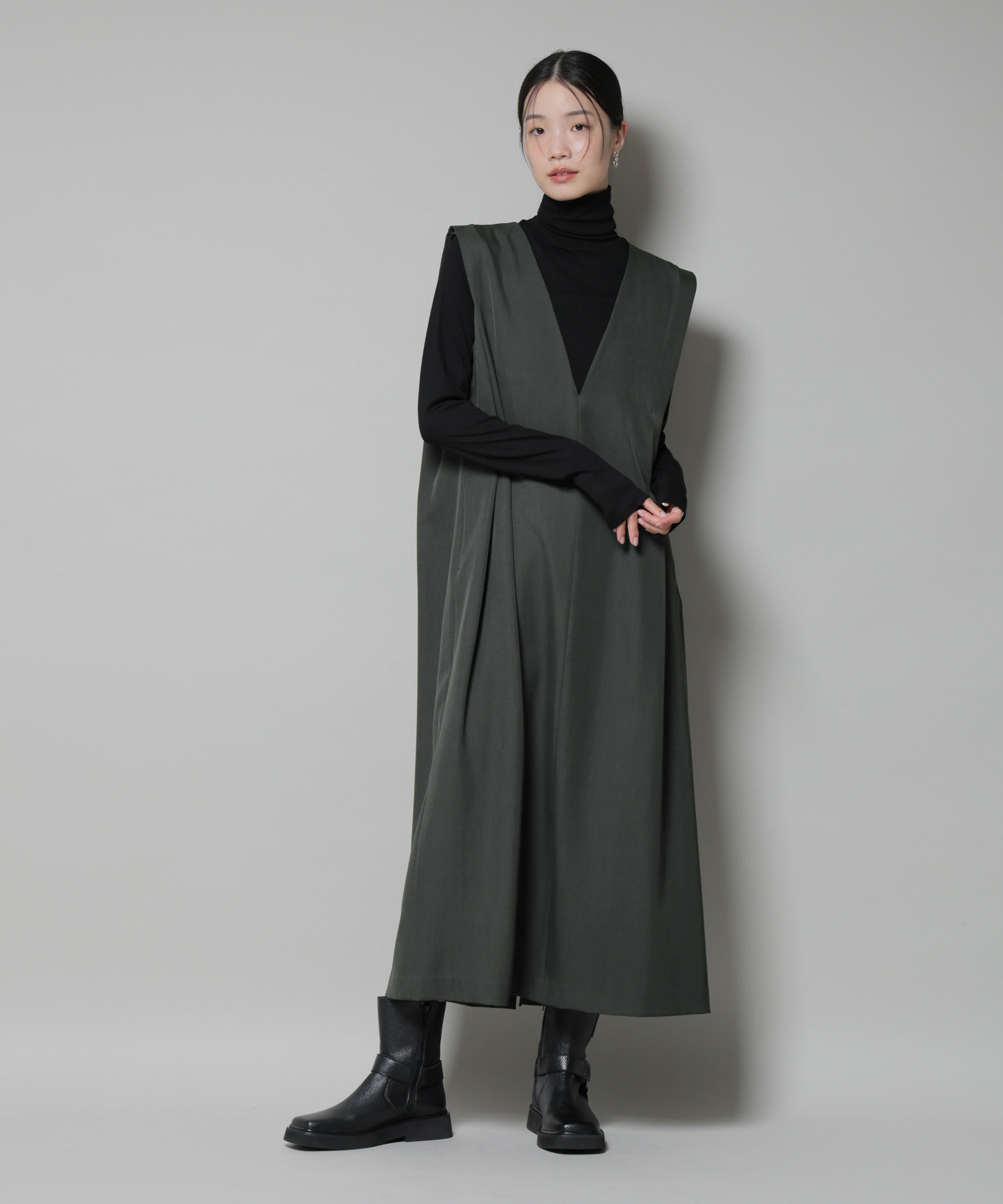 nano･universe「ショルダータックVネックワンピース」|ワンピース|