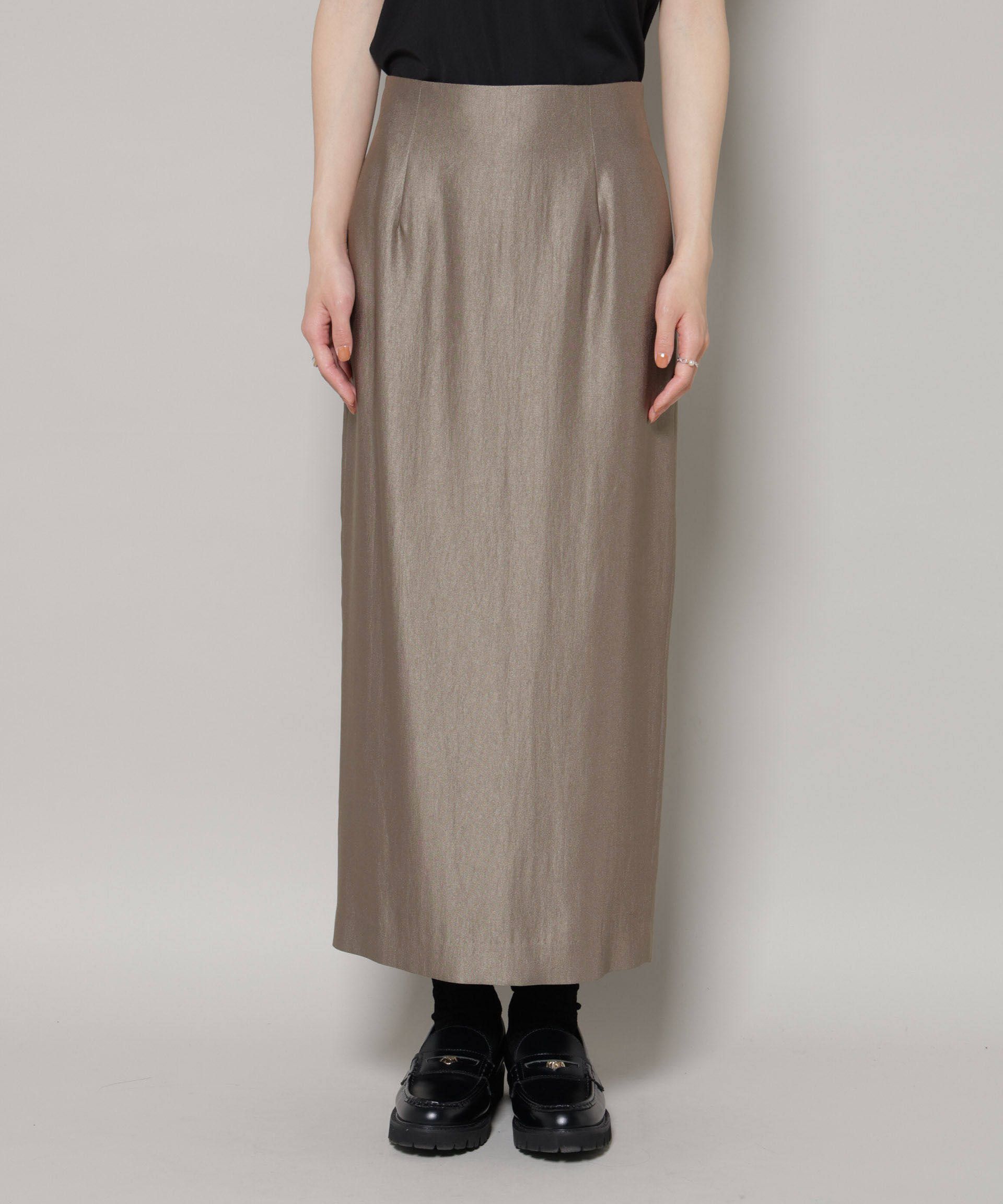 nano･universe「ブライトツイルサテンタイトスカート」|スカート|