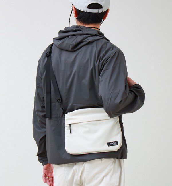 GLOSTER「【TAION / タイオン】MOUNTAIN SACOCHE」|ショルダー・メッセンジャー|ライトグレー
