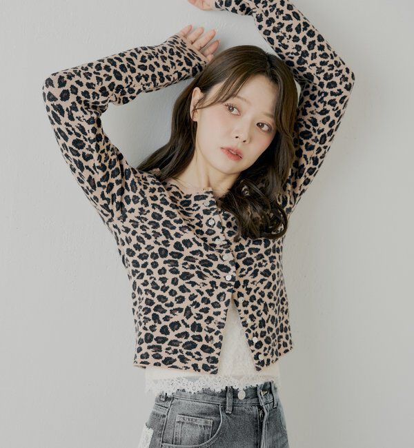  「【SALON by Chico】レオパード柄コンパクトカーディガン」|カーディガン|
