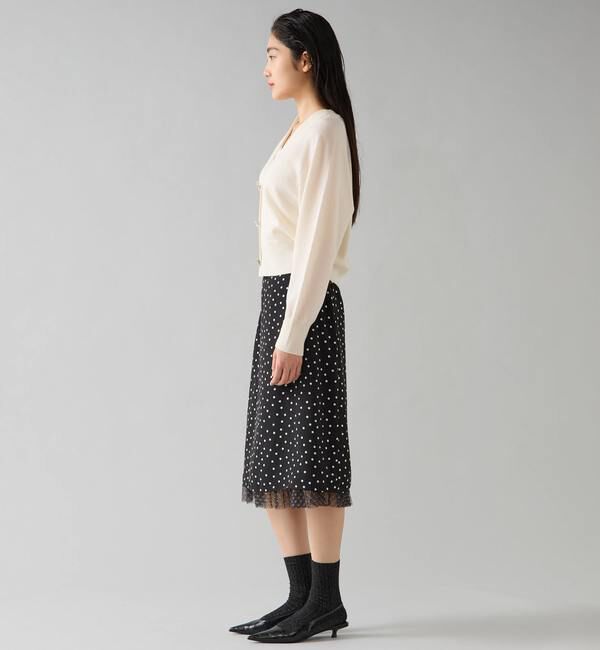 TIARA「ビジューボタンカーディガン」|ニット・セーター|