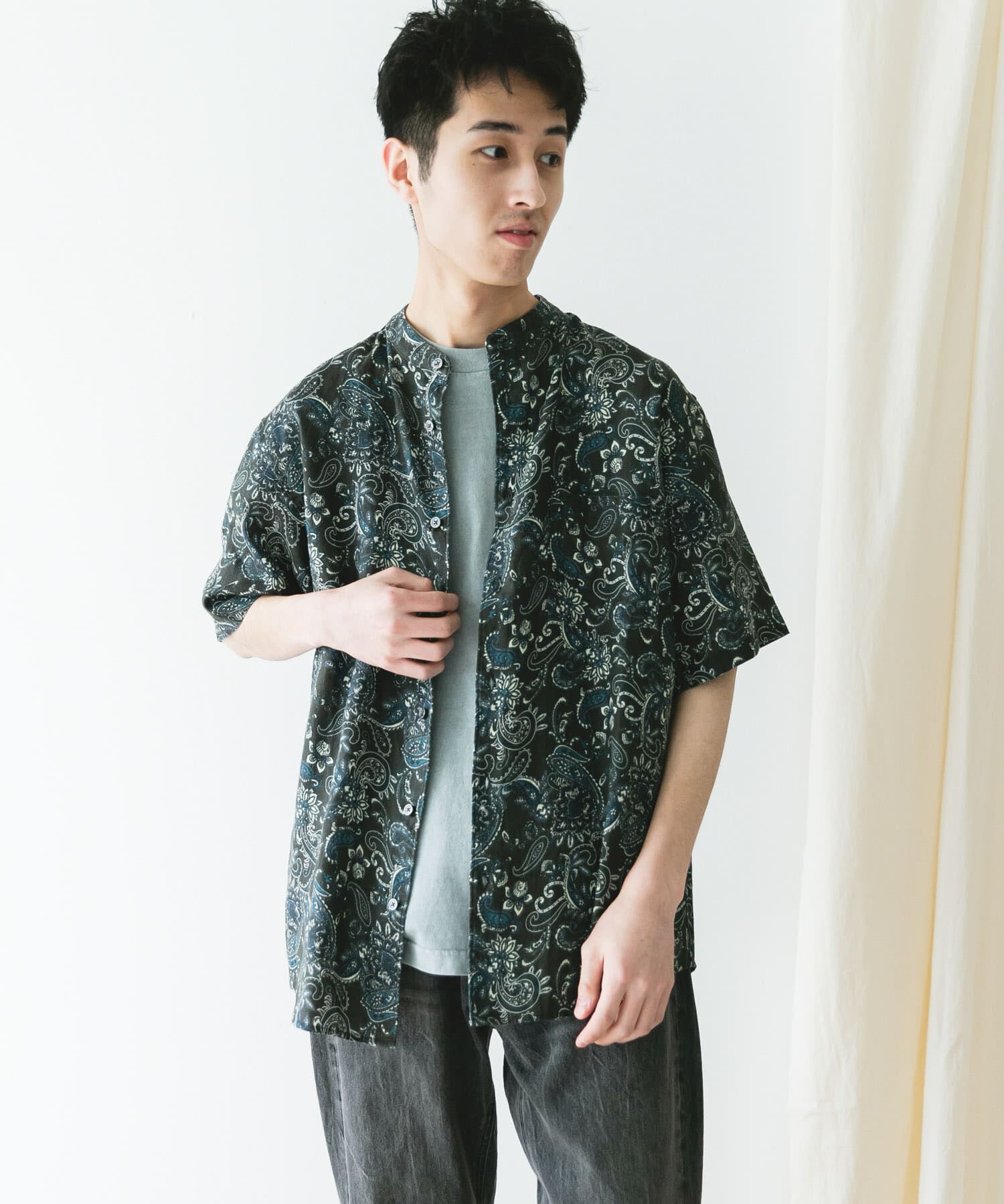 URBAN RESEARCH DOORS「『XLｻｲｽﾞ/WEB限定』ｼﾙｹｯﾄﾘﾈﾝ ﾊﾞﾝﾄﾞｶﾗｰｼｮｰﾄｽﾘｰ」|シャツ・ブラウス|