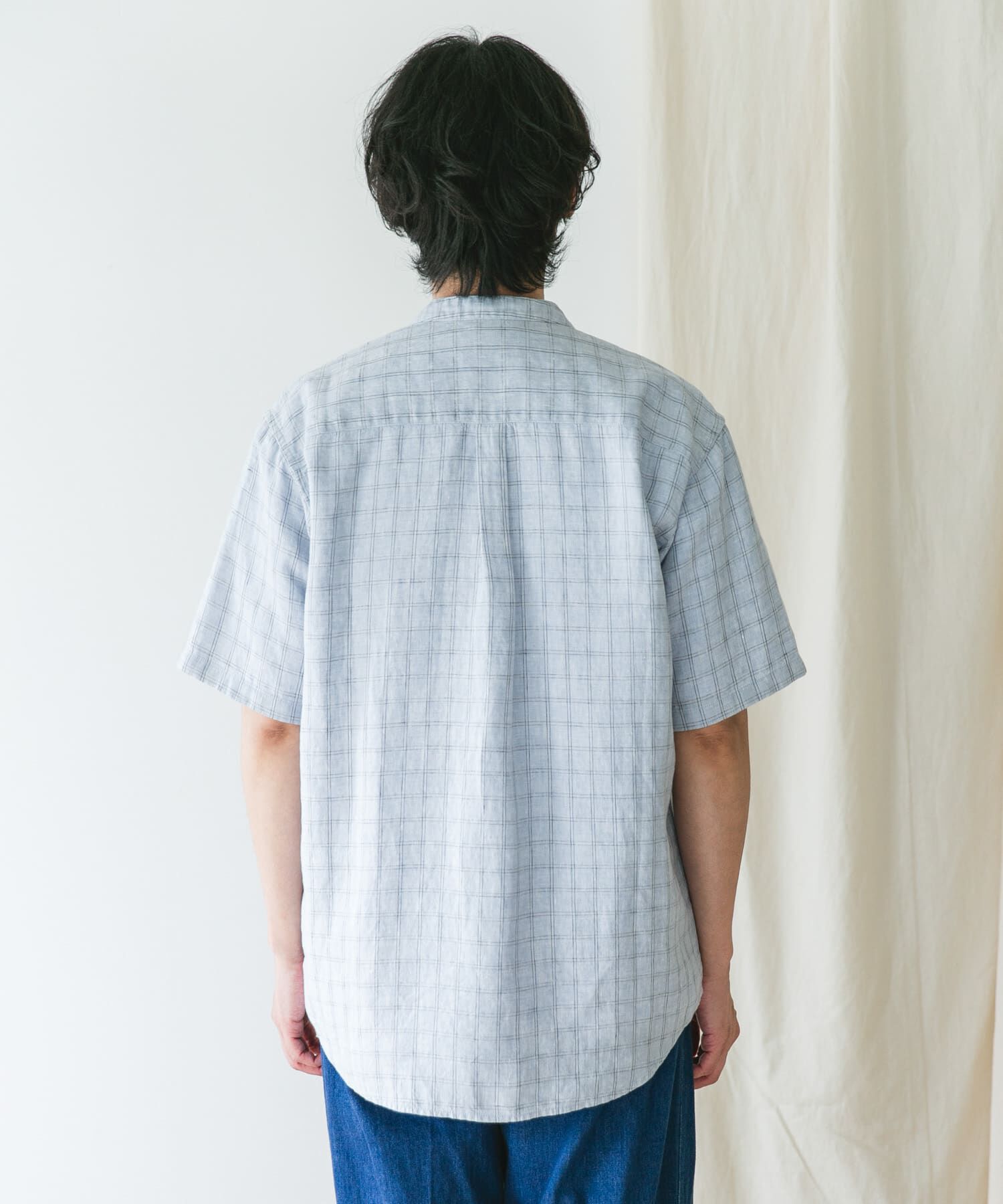 URBAN RESEARCH DOORS「『XLｻｲｽﾞ/WEB限定』ｼﾙｹｯﾄﾘﾈﾝ ﾊﾞﾝﾄﾞｶﾗｰｼｮｰﾄｽﾘｰ」|シャツ・ブラウス|