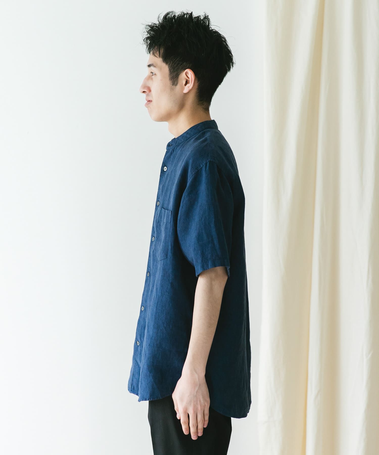 URBAN RESEARCH DOORS「『XLｻｲｽﾞ/WEB限定』ｼﾙｹｯﾄﾘﾈﾝ ﾊﾞﾝﾄﾞｶﾗｰｼｮｰﾄｽﾘｰ」|シャツ・ブラウス|