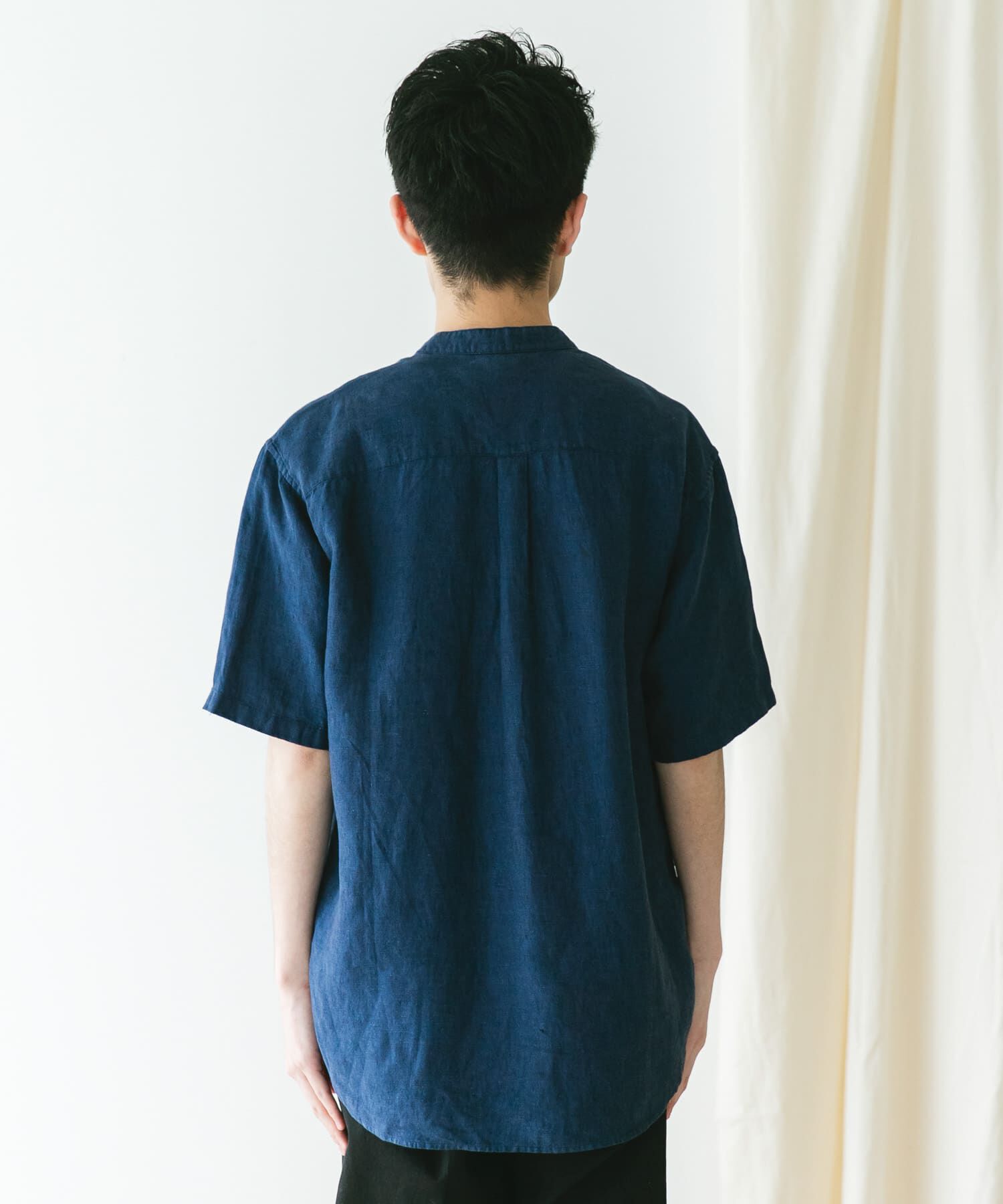 URBAN RESEARCH DOORS「『XLｻｲｽﾞ/WEB限定』ｼﾙｹｯﾄﾘﾈﾝ ﾊﾞﾝﾄﾞｶﾗｰｼｮｰﾄｽﾘｰ」|シャツ・ブラウス|