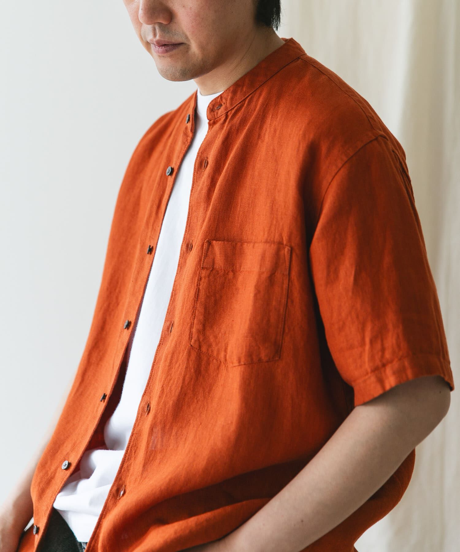 URBAN RESEARCH DOORS「『XLｻｲｽﾞ/WEB限定』ｼﾙｹｯﾄﾘﾈﾝ ﾊﾞﾝﾄﾞｶﾗｰｼｮｰﾄｽﾘｰ」|シャツ・ブラウス|