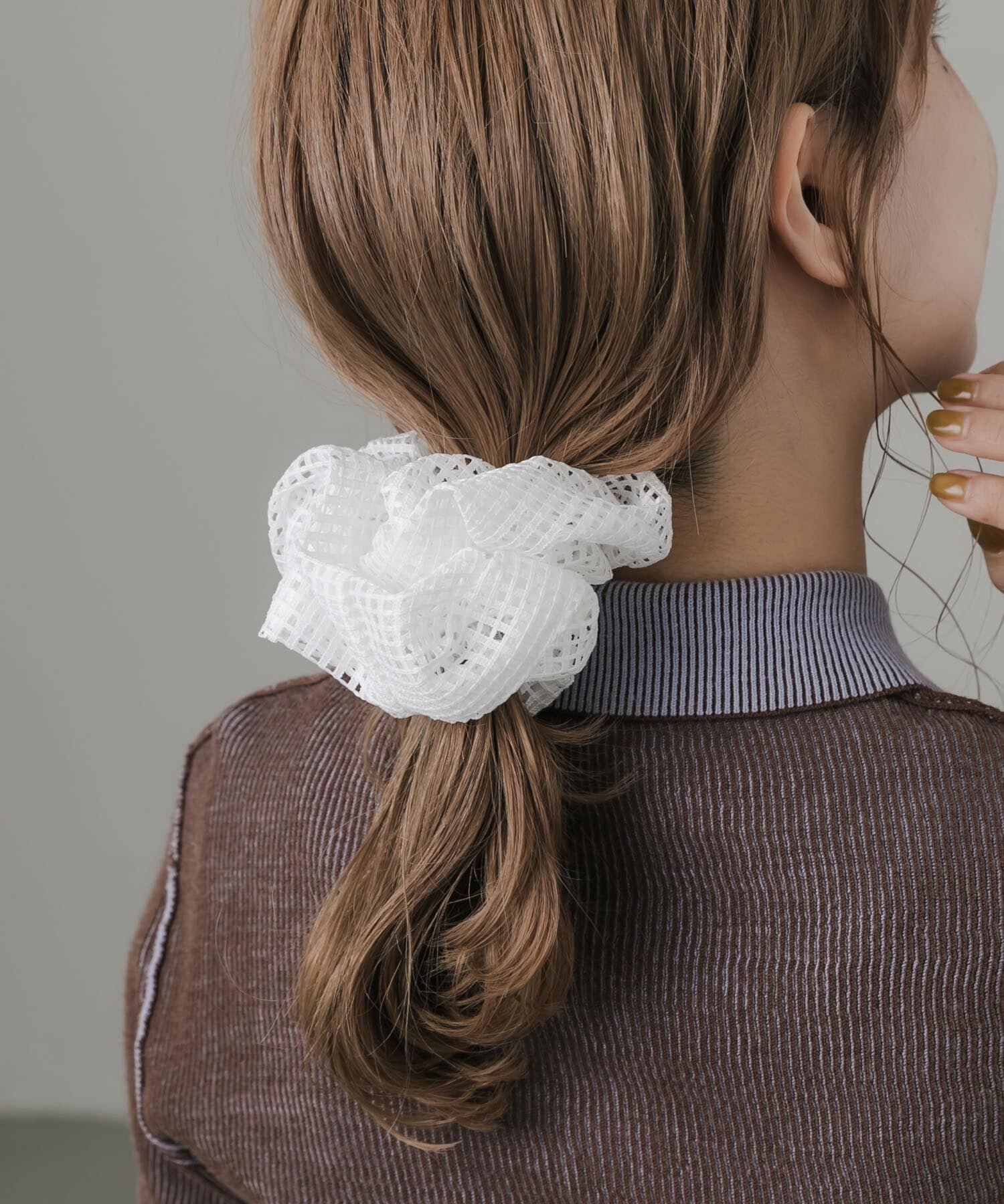 SMELLY「メッシュボリュームシュシュ」|ヘアゴム・シュシュ|ホワイト