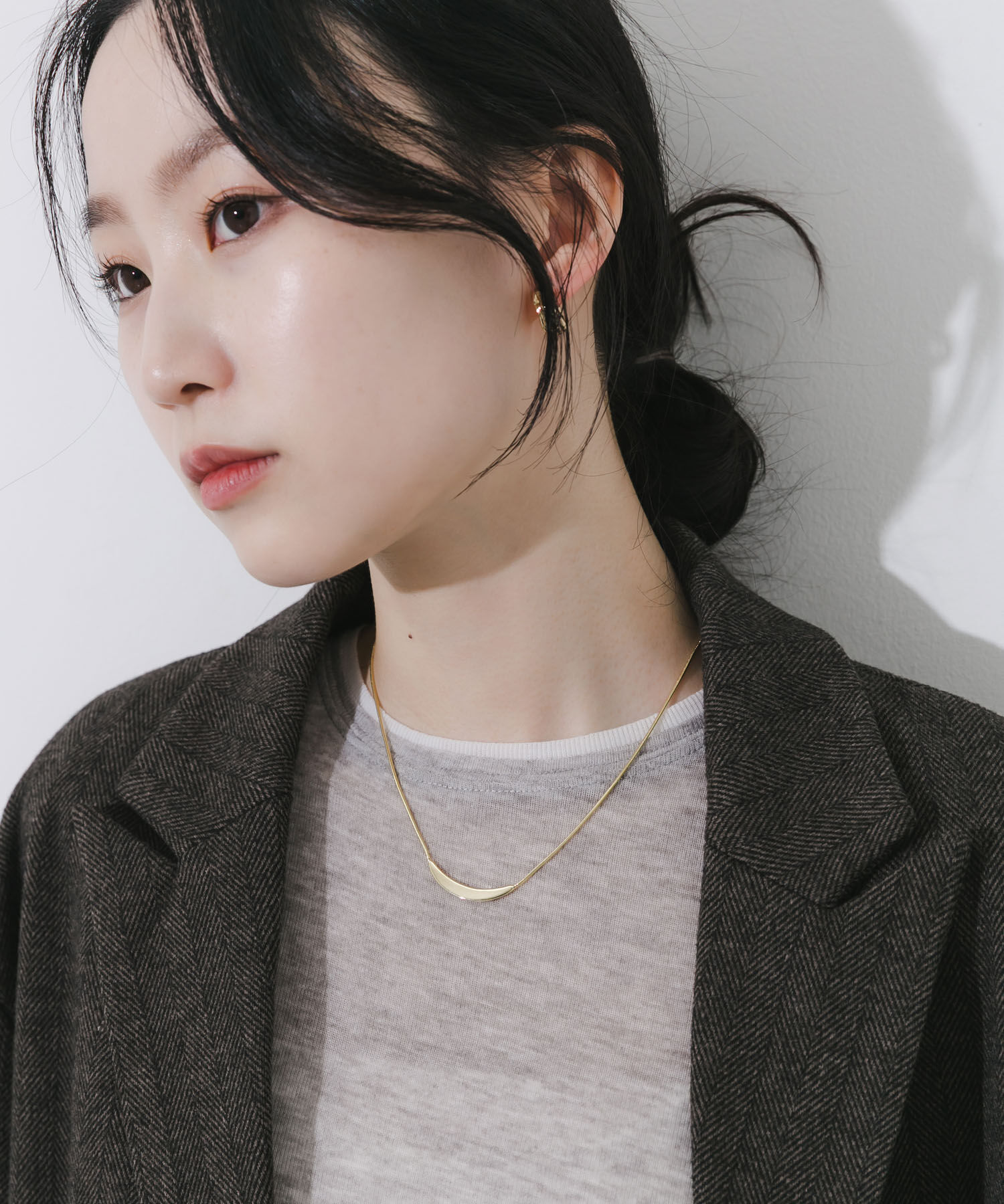 SMELLY「カーブメタルプレートネックレス」|ネックレス|