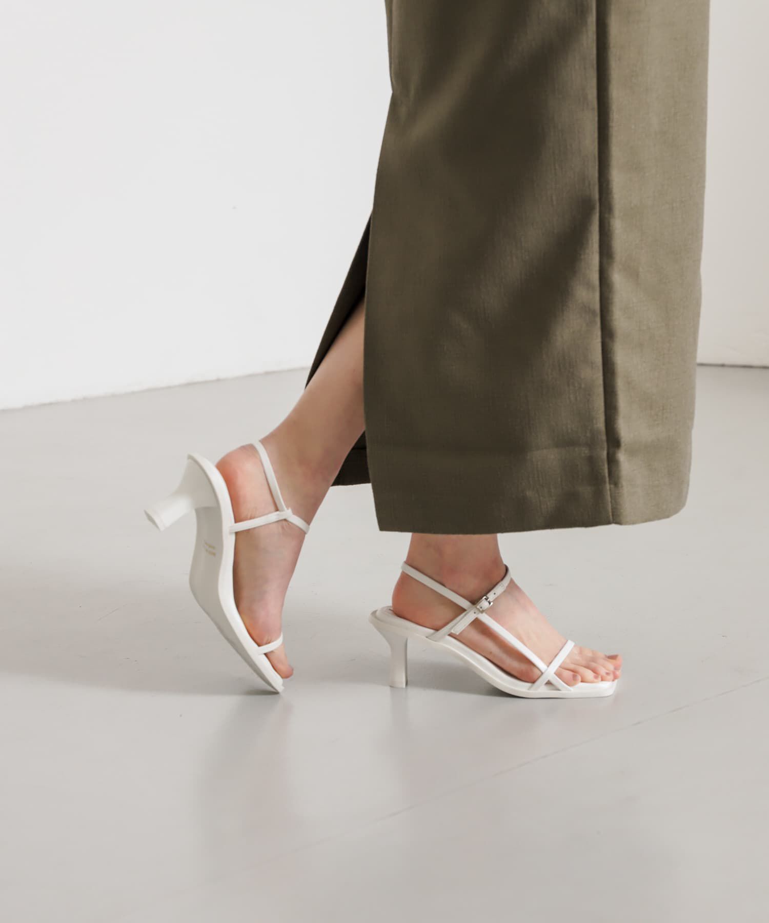 SENSE OF PLACE by URBAN RESEARCH「ワイドスクエアストラップサンダル」|サンダル|