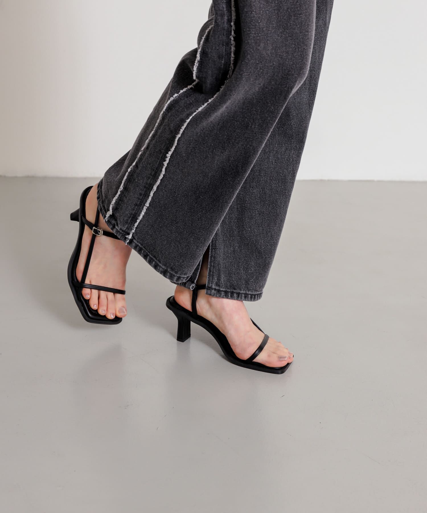 SENSE OF PLACE by URBAN RESEARCH「ワイドスクエアストラップサンダル」|サンダル|