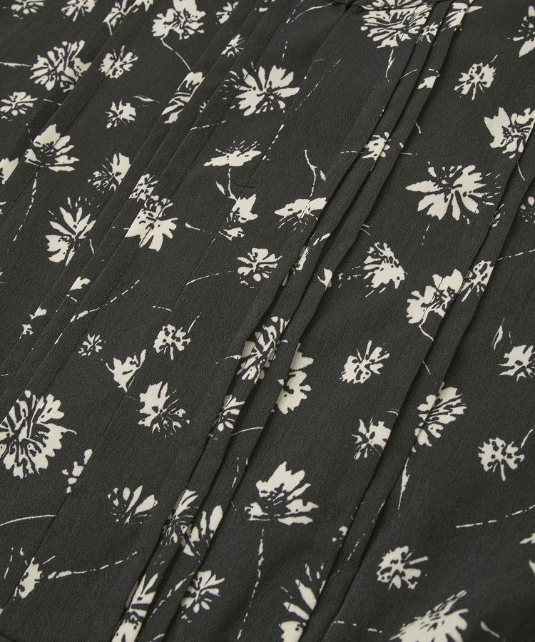 YECCA VECCA「フラワー柄プリーツMIXワンピース」|ワンピース|