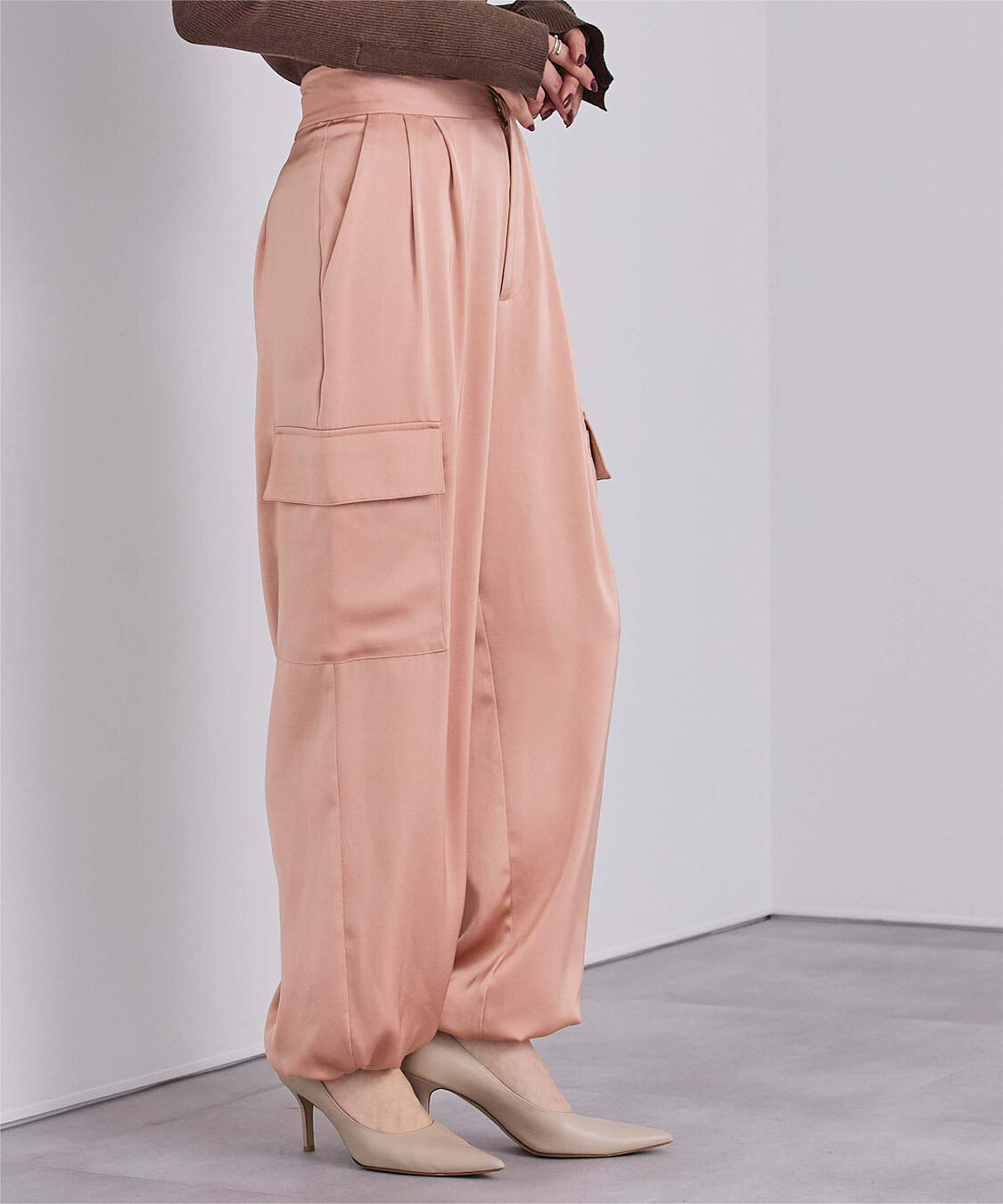 ur's「サテンパラシュートパンツ」|カーゴ|