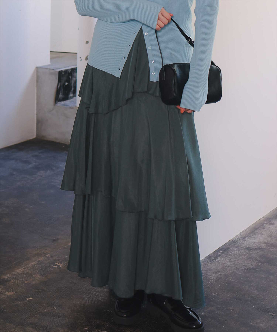 titivate「ランダムヘムティアードスカート」|スカート|チャコール