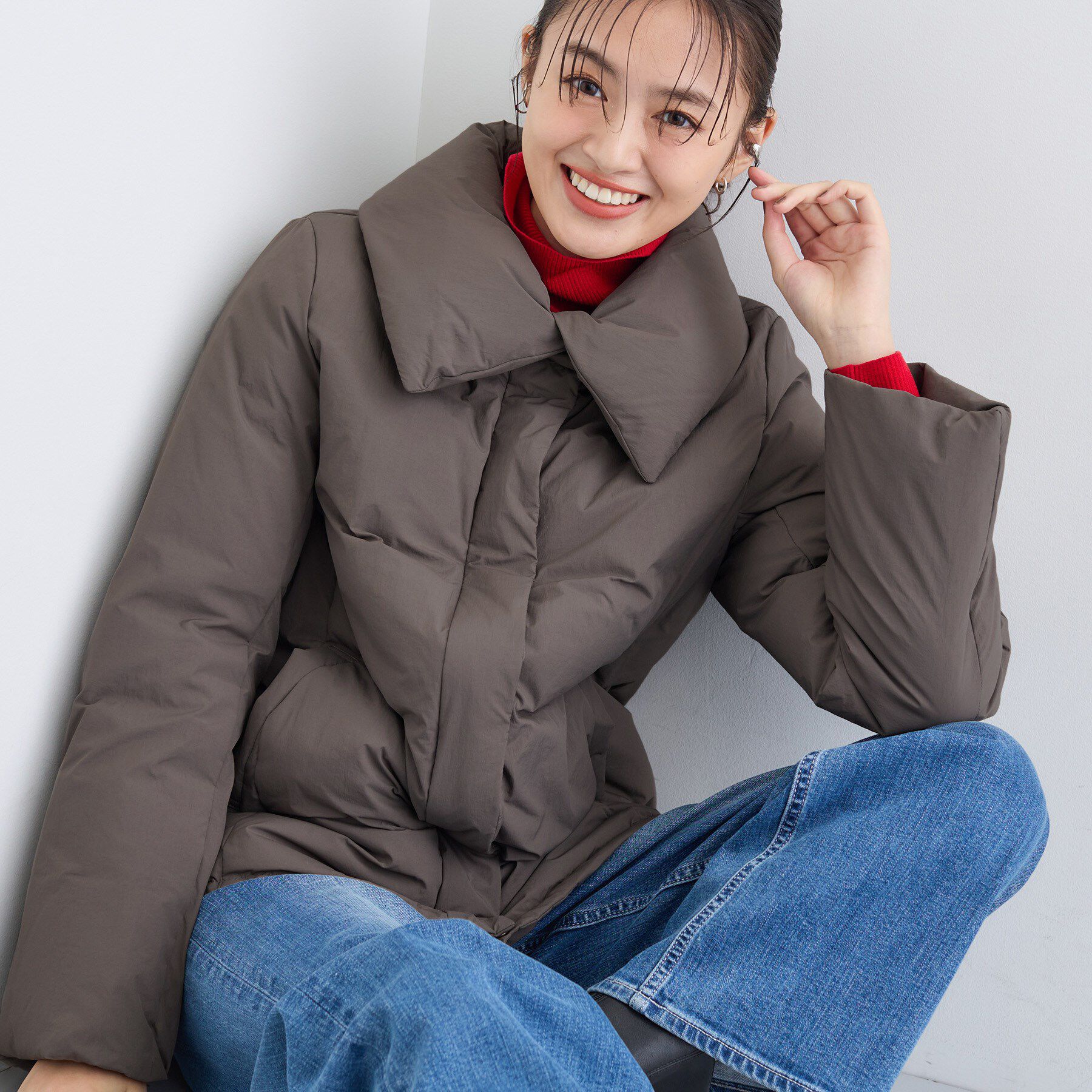 INDIVI「【撥水／洗える／デザイン衿】ステッチレス ショートダウンコート」|ダウン|