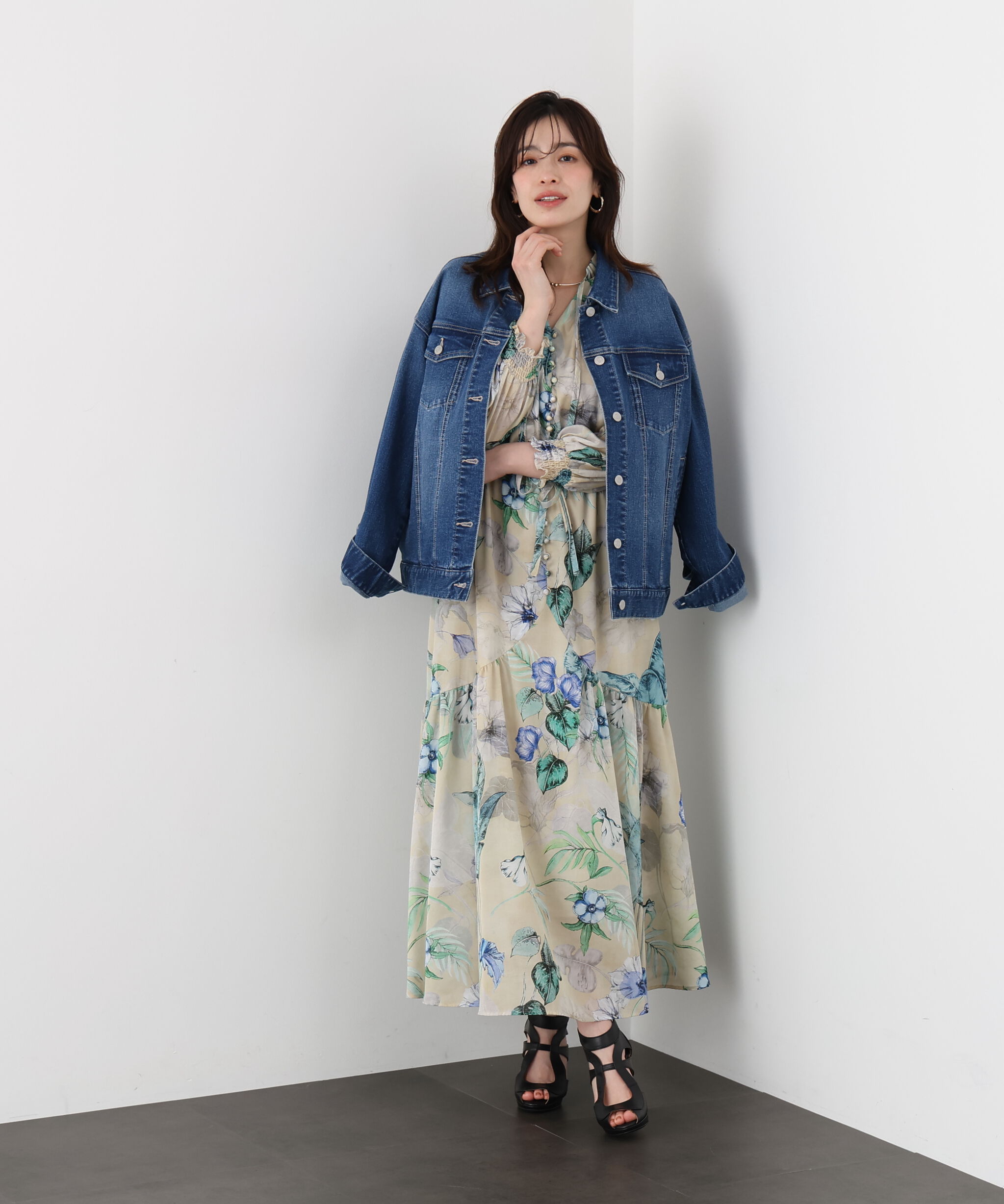  「ルーズカラーデニムジャケット」|ブルゾン・スタジャン|