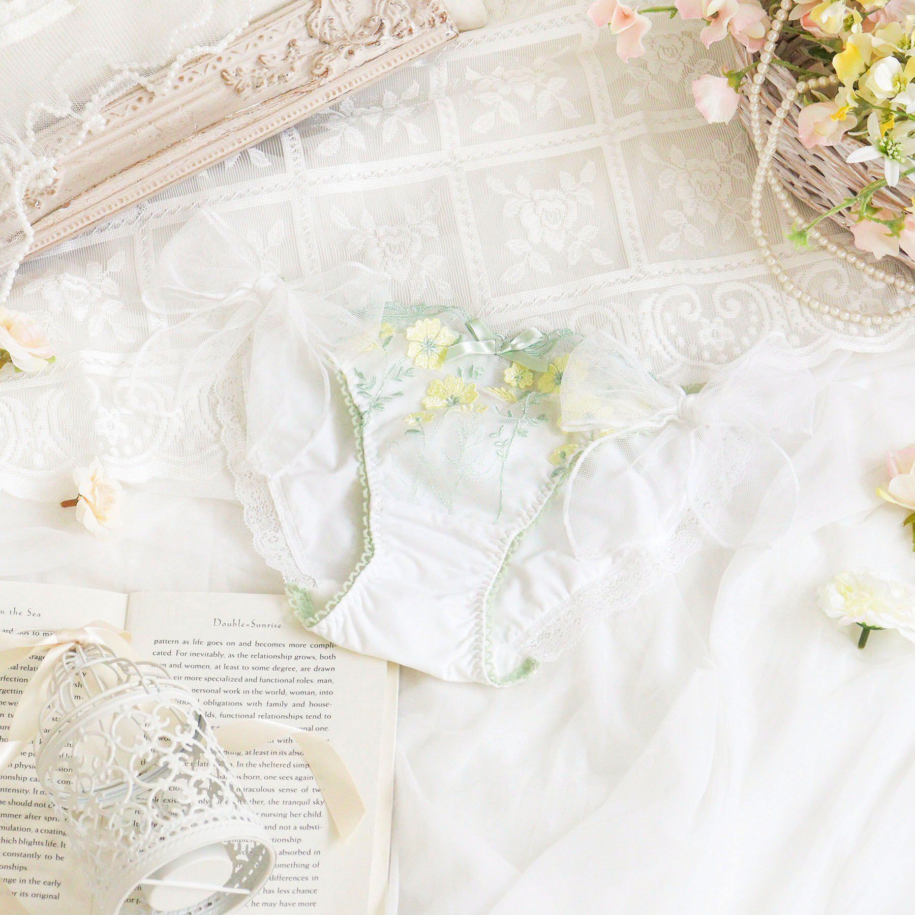 Risa Magli「ラーレ リボンショーツ」|インナー|イエロー(032)