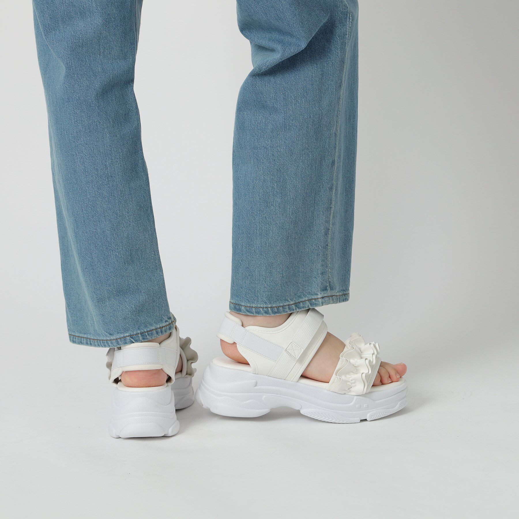 csT&P「厚底フリルスポサン」|サンダル|