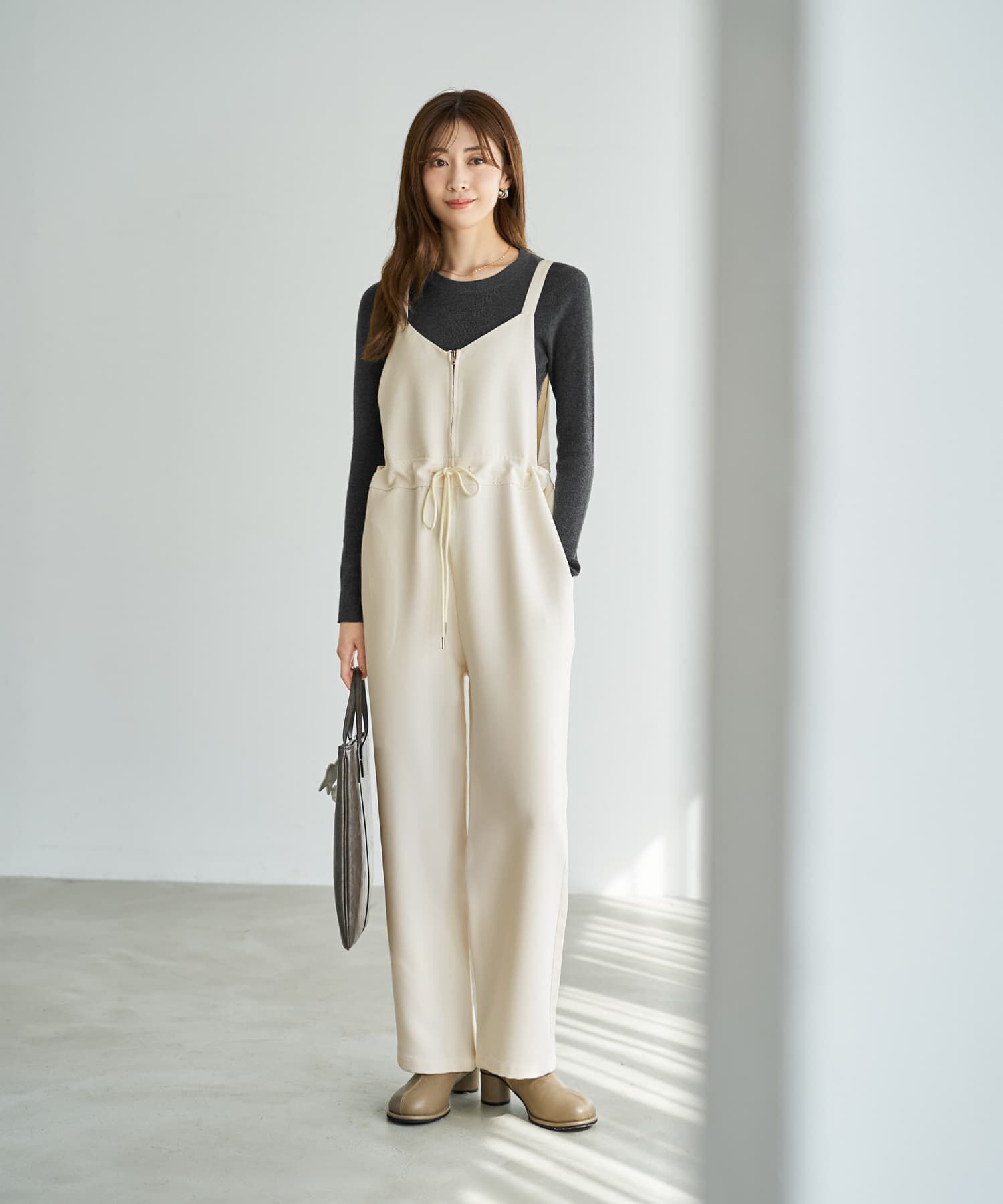 STYLE DELI「フロントVライン厚地ツイルサロペット」|その他|エクリュ