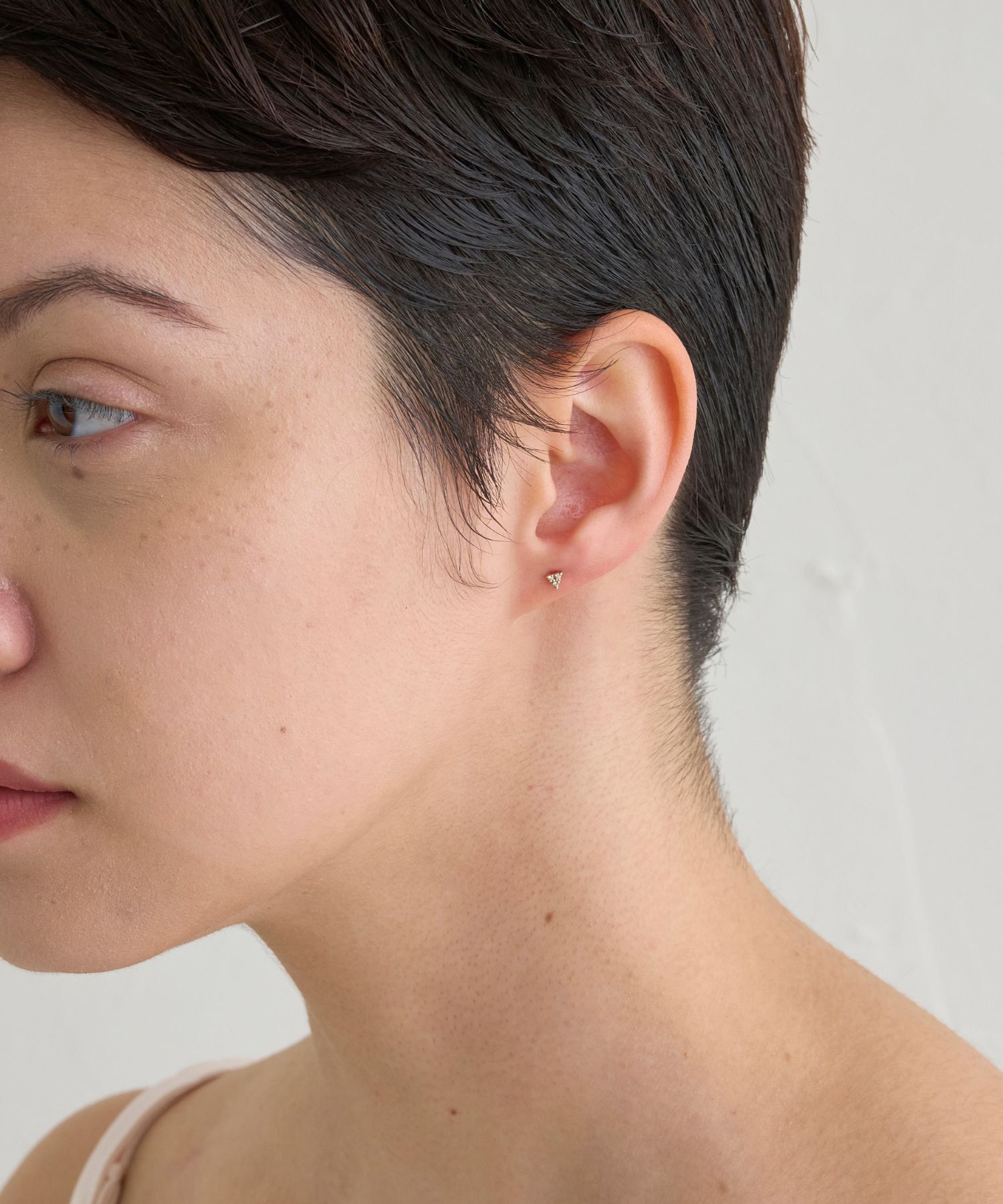 JUPITER「【K10】トライアングルダイヤモンドピアス」|ピアス|