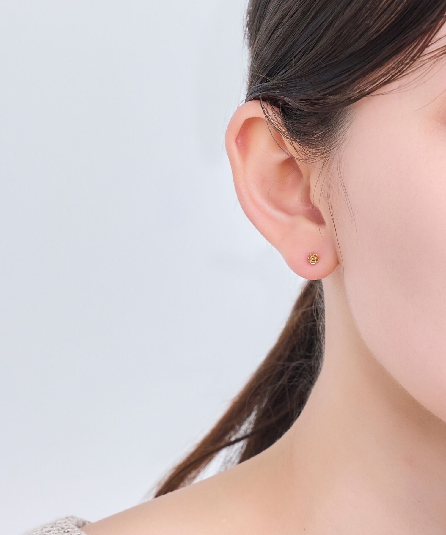 Phoebe「【金属アレルギー対応】プチフラワービジュースタッドピアス　オレンジ/ニッケルフリー（片耳）」|ピアス|