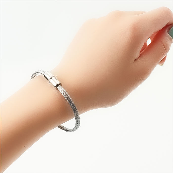 BACKYARD FAMILY「ブレスレット 静電気軽減 通販 静電気 アクセサリー マグネットブレスレット 細め レディース」|その他|