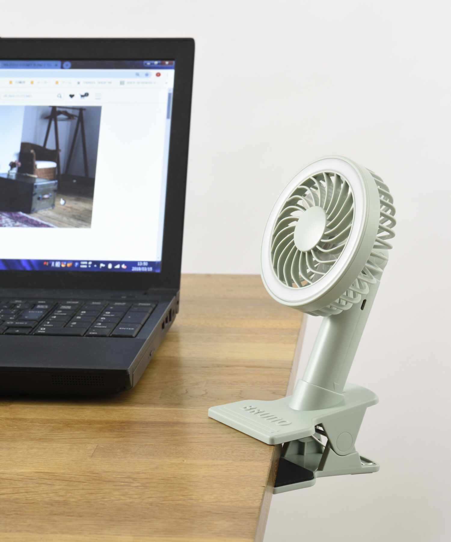 BRUNO「ポータブルクリップライトファン」|電化製品|