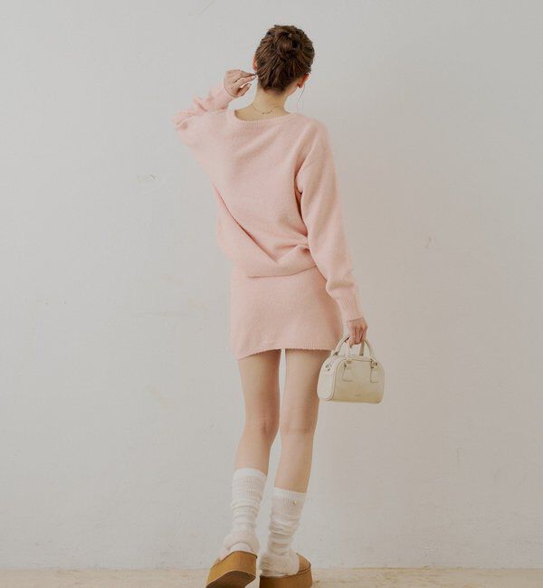  「【セットアップ対応】胸ロゴVネックルーズニット」|ニット・セーター|