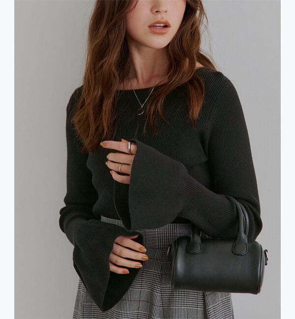 titivate「ボートネックベルスリーブニット」|ニット・セーター|ブラック