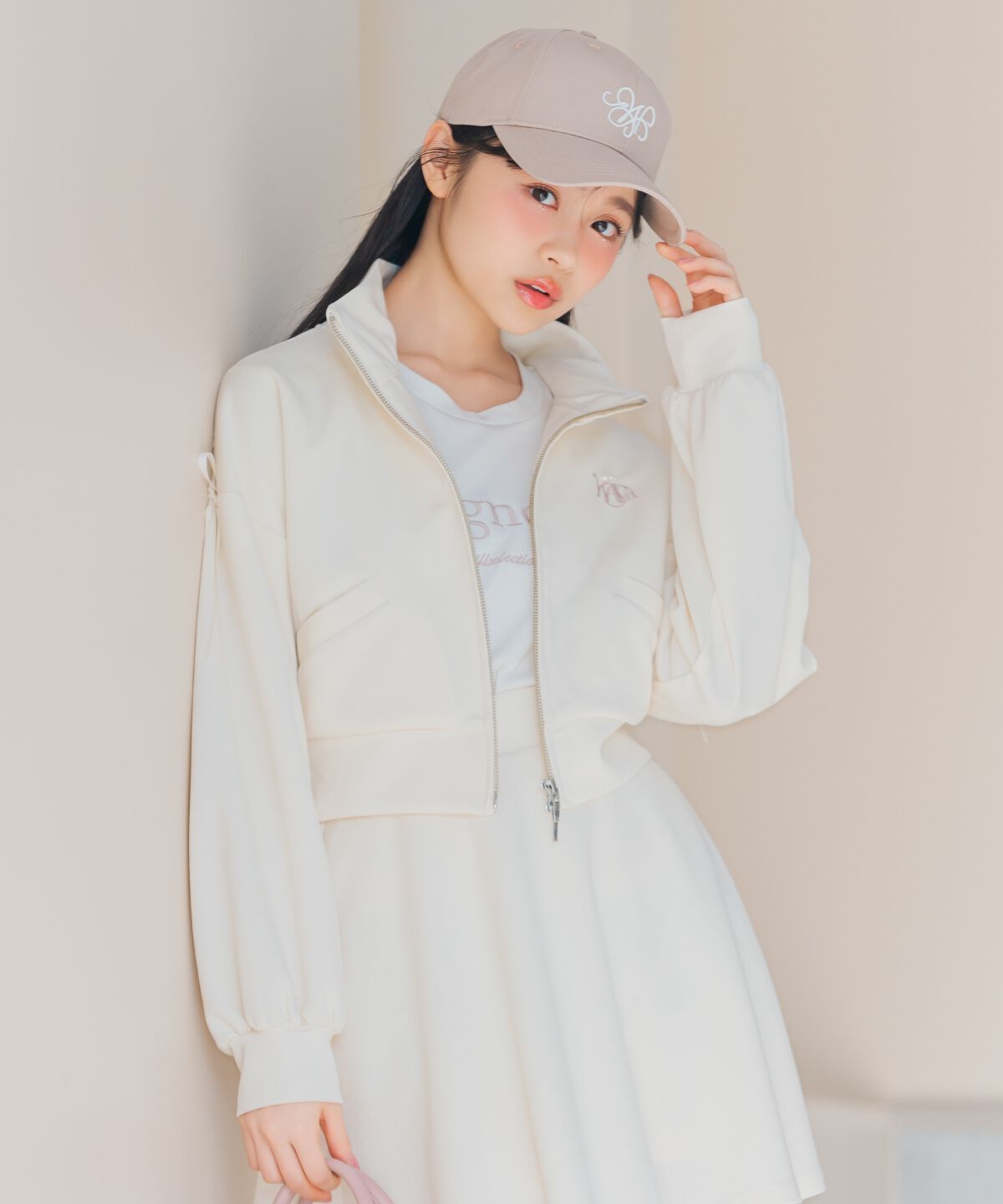 WILLSELECTION「ロゴ刺繍リボントラックジャケット」|パーカー|オフ