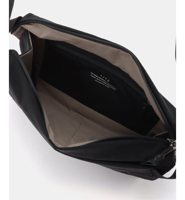 VERMEIL par iena「Bellroy ベルロイ Lite Sling BLLA234」|ショルダー・メッセンジャー|