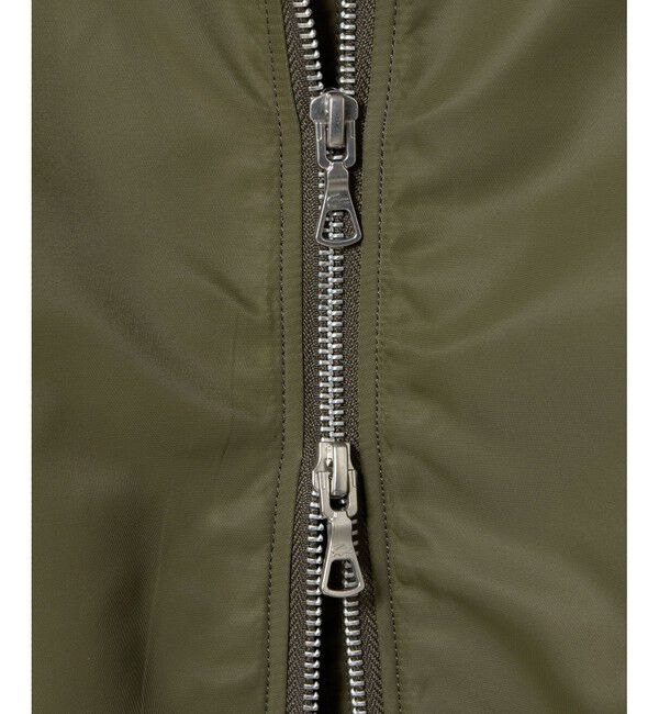 LACOSTE「クロップド丈 ショートMA-1ジャケット」|ブルゾン・スタジャン|