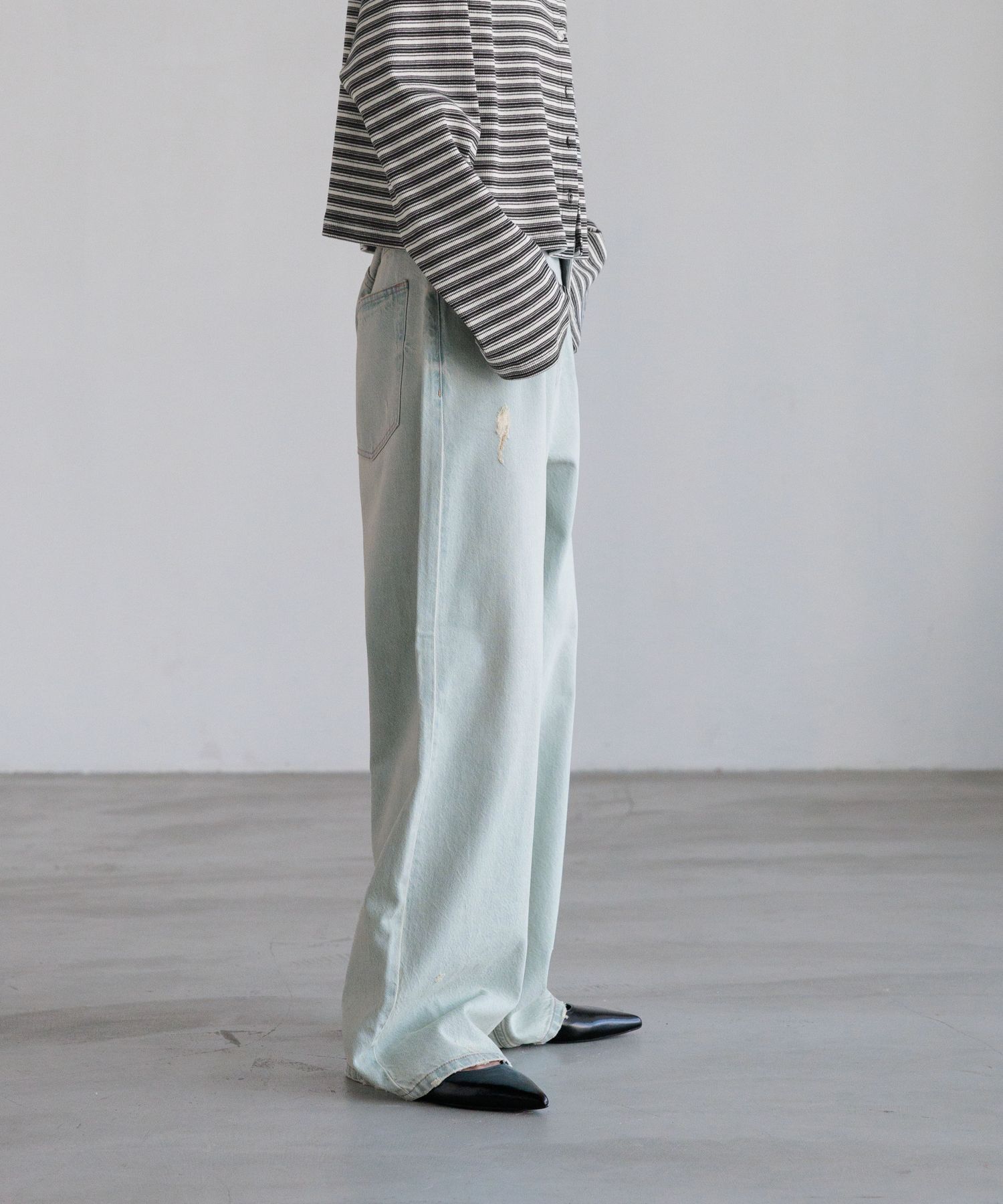 LOWRYS FARM「ワイドストレートデニムパンツ」|デニム|